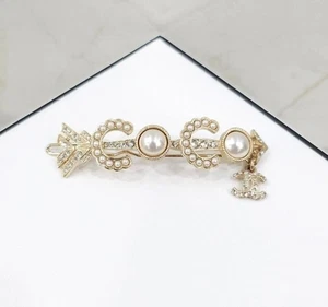 CHANEL CC Logo Coco Pearl Hairpin AB3887 141447806 - Picture 1 of 9