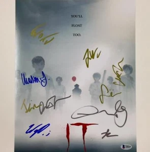 IT Movie Cast x10 signiertes 11x14 Foto ~ BAS Beckett Echtheitszertifikat mit Muschietti & Lieberher - Bild 1 von 3