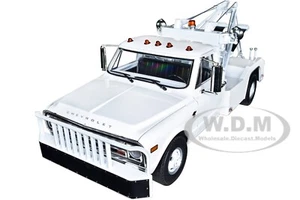 1968 CHEVROLET C-30 DUALLY TOW TRUCK WHITE 1/18 DIECAST MODEL GREENLIGHT 13623 - Picture 1 of 6