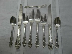 Vintage Reed and Barton Sterling Silver "Grand Renaissance" 9 Piece Dinner Set - Picture 1 of 12