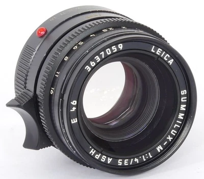 Summilux-M 35mm F1.4 ASPH. E46 11874 Wide Angle Lens Made by Leica GmbH in 1993 - Image 1 of 4
