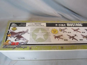 The Ultimate Sold Edizione Limitata 1:32 WWII P-51B/C MUSTANG NUOVO CON SCATOLA - Foto 1 di 4