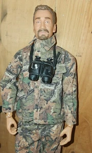 ERTL 12" Hunting Figure Realtree Clothing, Rifle And Binoculars - Picture 1 of 3