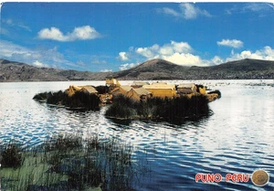 PEROU PUNO ISLAS FLOTANTES DE LOS UROS - Picture 1 of 2