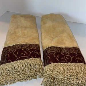 Set 2 asciugamani bagno vintage Croscill bordeaux oro rosso perline nappa - Foto 1 di 4