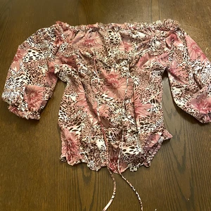 Pink Brown Floral Leopard Print Chiffon Blouse Size Small - Picture 1 of 6