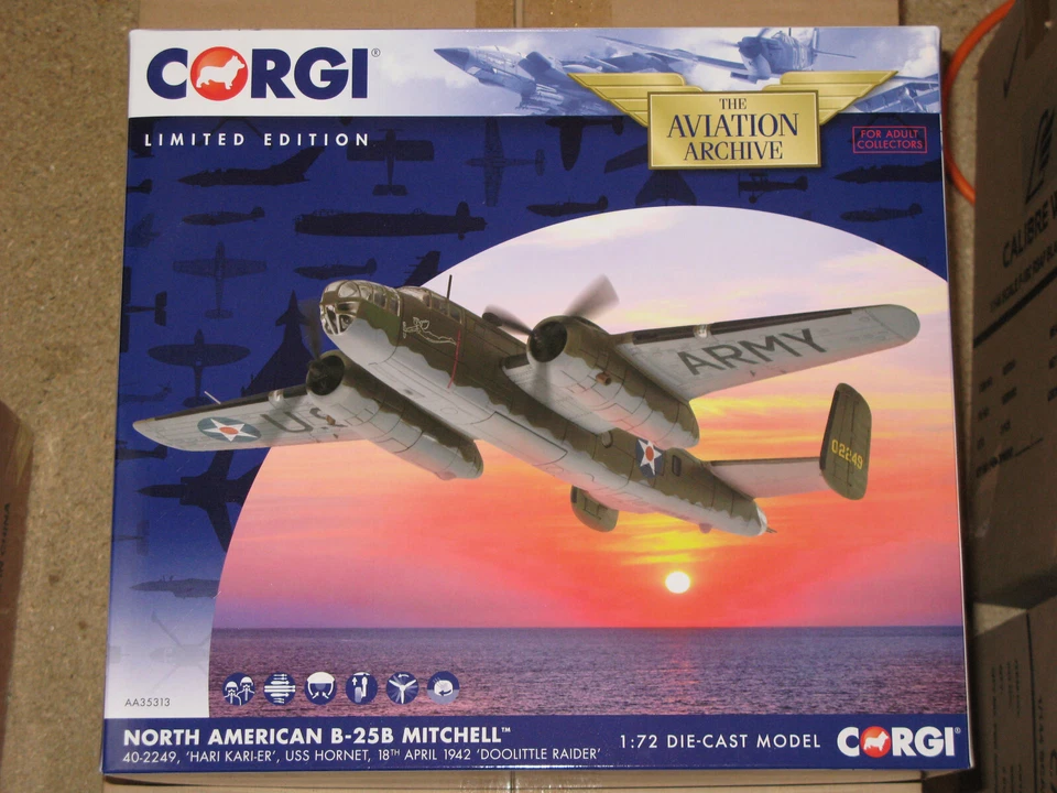 CORGI AVIATION AA35313 B-25B MITCHELL 40-2249 HARI KARI-ER USS HORNET, DOOLITTLE - Image 1 of 1