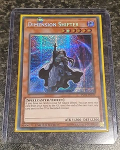 YuGiOh - Dimension Shifter TN19-EN012 *Prismatic Secret Rare* 1st Ed - NM/M - Picture 1 of 4