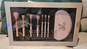 Glitz & Glam Pink Bow Makeup 8 Essential Brushes & Makeup Holder - Picture 1 of 6