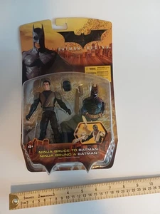 Batman Begins Ninja Bruce Wayne to Batman Action Figure Mattel Christian Bale - Picture 1 of 8
