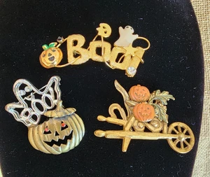 🎃 Halloween Brosche Anstecknadel Set - Geist Jack-O-Lantern Kürbisse Boo - Bild 1 von 8