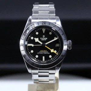 TUDOR Black Bay schwarze Herrenuhr 79470 Box Papiere Jan 2025 - Bild 1 von 23