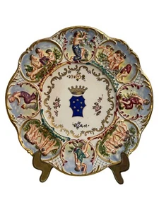 Piatto in ceramica lavorato e decorato, Capodimonte, XIX-XX secolo - Imagen 1 de 4