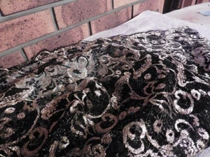 ANTIQUE BLACK AND GOLD CALAIS LACE 97 X90 CM - Picture 1 of 5