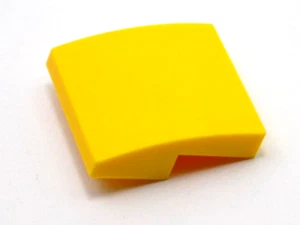 12 LEGO Yellow Slope Curved 2 x 2 (15068) - 12 Pieces - Picture 1 of 1
