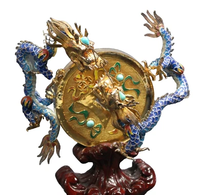 Par de dragones chinos de plata dorada y esmalte con incrustación turquesa símbolo de riqueza Foto 1 de 4