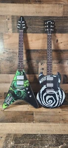 Paper Jamz Lot of 2 WowWee Guitars - Green & Black Guitars  - Picture 1 of 12