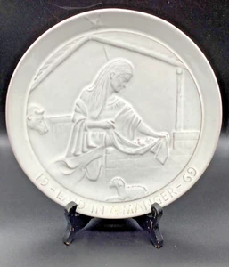 Vintage Frankoma Pottery Plate LAID IN MANGER JESUS 1969Christmas, 8.5” - Picture 1 of 2