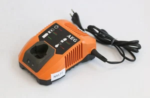 Cargador AEG LL1230 - Nº de identificación 4000 4130 89 Salida: 12 V = 3,0 A - Imagen 1 de 3
