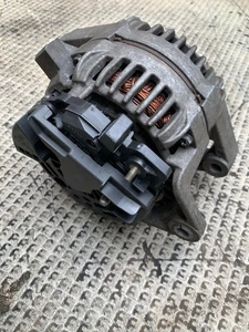 Vauxhall Opel Astra G Mk4 98-05 OEM Alternator Bosch 0124425009 120 AMP - Picture 1 of 6