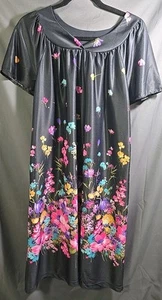 Black Nightie Vibrant Floral Nightgown Polyester Granny Milf Housecoat W/Pocket - Picture 1 of 13