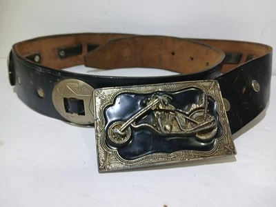 Cinturón estrella de cuero vintage hebilla American Chopper motocicleta pequeña 32 remachada M Foto 1 de 4
