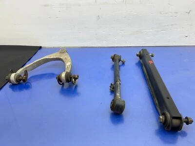 2010 - 2020 CADILLAC ЭСКАЛЕЙД OEM ПРАВЫЙ ЗАДНИЙ ВЕРХНИЙ И НИЖНИЙ РЫЧАГ УПРАВЛЕНИЯ КОМПЛЕКТ (3) - Изображение 1 из 4