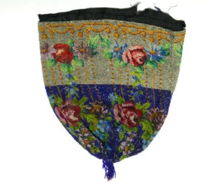 Biedermeier Perlenstickerei, Rosen, Blätter, handgearbeitet, Innen gefüttert - Picture 1 of 10