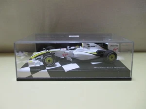 Minichamps Mercedes-Benz Museum Limited 400 Brawn GP BGP 001 J. Button 2009 1:43 - Picture 1 of 4