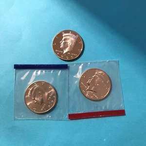 1996 P D S Kennedy Half Dollars Mint Cello 2-Unc &1-Proof FREE SHIP 3 Coins - Picture 1 of 2