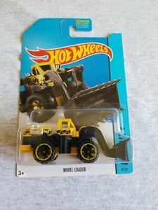 2014 Hot Wheels WHEEL LOADER Yellow 8/250 GREAT CARD City Works  - Imagen 1 de 4