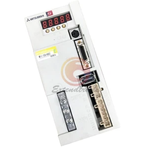 1PZ Servoazionamento Mitsubishi MR-E-100A-KH003 usato - Foto 1 di 4