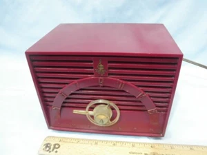 Excepcional radio de mesa 1955 Arándano Rojo Emerson 811-B - Reparado-Sin precio base - Imagen 1 de 10