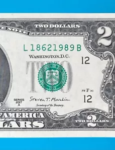 L 1862 1989 B TRAILING YEAR 1989 $2 Two Dollar Bill Serial Number 2017A *UNC* - Picture 1 of 3