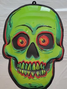 2024 Hyde & Eek Retro Style Halloween Neon Green Skull Wall Decor Large 20x30 - Picture 1 of 16