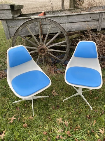 2 VINTAGE EAMES ERA MIDCENTURY BURKE FIBERGLASS PADDED SWIVEL SHELL CHAIR AQUA Cover