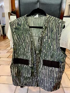 Vintage Walls RealTree Camo Hunting Vest Men’s SIze Large Regular 42"-44” - Picture 1 of 5