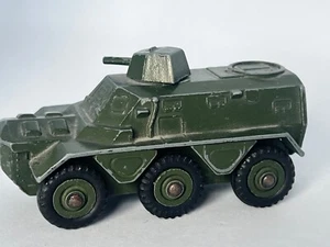 DINKY TOYS MADE ENGLAND 1973 TANK DAIMLER AUTOBLINDO MILITARE 676 1/50 - Foto 1 di 4