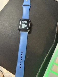 Apple Watch Series 4 (GPS) 44mm Space Gray Aluminum Case USED See Description - Picture 1 of 9
