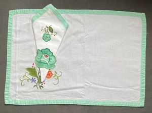 Vintage Floral Embroidered Linen Placemats With Napkins Set of 4 White Green - Picture 1 of 9