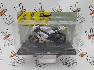DIE CAST " YAMAHA YZR-M1 ESTORIL 2009 " VALENTINO ROSSI 1/18 - Imagen 1 de 2