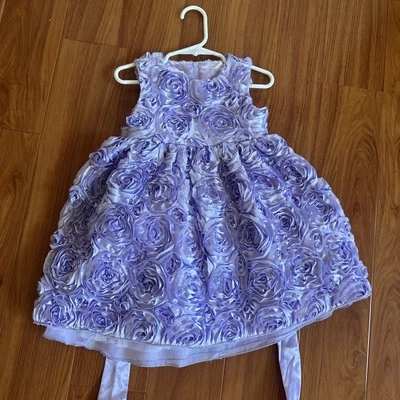 #A14 Vestido de Vacaciones Princesa Americana Lavanda Satén Roseta 2T Foto 1 de 4