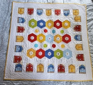 Patchwork Schoß QUILT 40" STRANDHAUS sechseckige Blöcke maschinengenäht BUNT - Bild 1 von 11