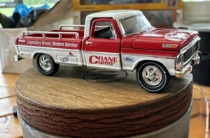 Ford F-100 Ranger 1969 máquinas M2 levas grúa 1:64 - Imagen 1 de 3