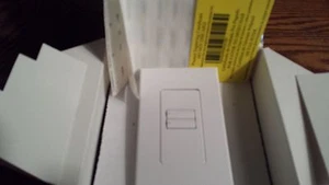Q SWS2-SBI-WH Lutron Switch NEW IN BOX Free Shipping - Picture 1 of 2