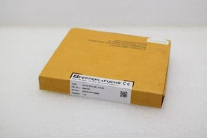 PEPPERL+FUCHS KCD2-STC-Ex1.2O.ES SMART TRANSMITTER POWER SUPPLY P/N: 286746 - Picture 1 of 5