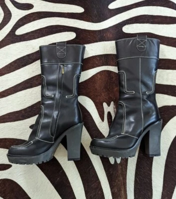 Botas Altas YSL Yves Saint Laurent Y2K Hechas en Italia Talla 38 Mujeres Usadas en Excelente Condición Italia  Foto 1 de 4