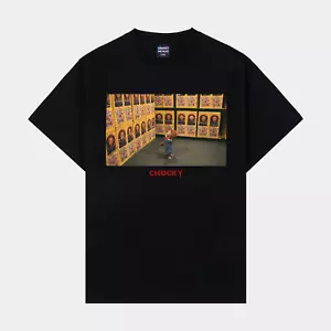 Chucky The Doll Child's Play Halloween Graphic T-Shirt NEW Medium - Picture 1 of 2