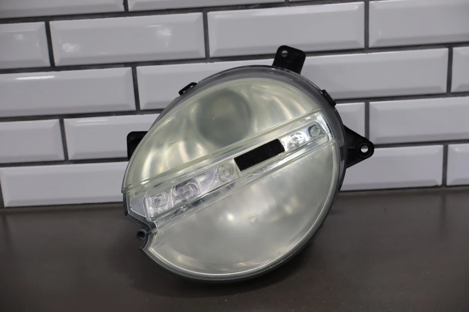 Lámpara de faro izquierdo para conductor Chevy SSR 2003-2006 OEM Foto 1 de 4