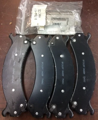 雷贝斯特 PGD784C 盘式制动垫套装适用于 1999 - 13 吉姆西雪佛兰凯迪拉克 (B94) — 第 1/2 张图片